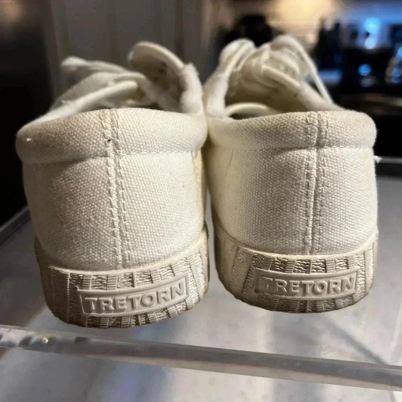 Tretorn Women’s Tennis Shoes 8.5 women’s - Picture 2 of 6